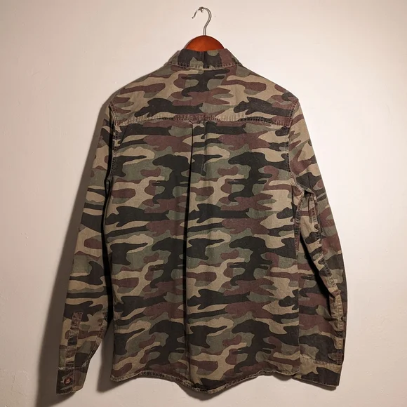 camo button up - Picture 7 of 8